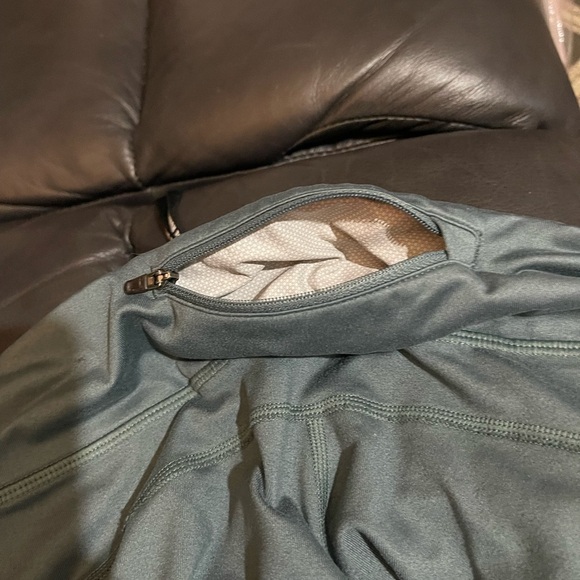 Nike Running greenish Teal SMALL, so soft , comfy cropped - Picture 9 of 13